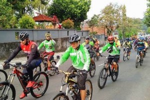 Gowes Bareng Terbatas.